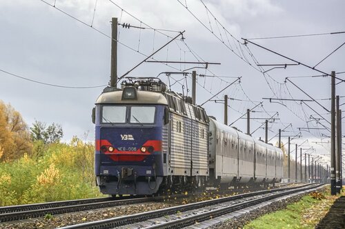 Докладніше про "Пасажирський поїзд № 351 Київ - Кишинів по ділянці Київ - Жмеринка"